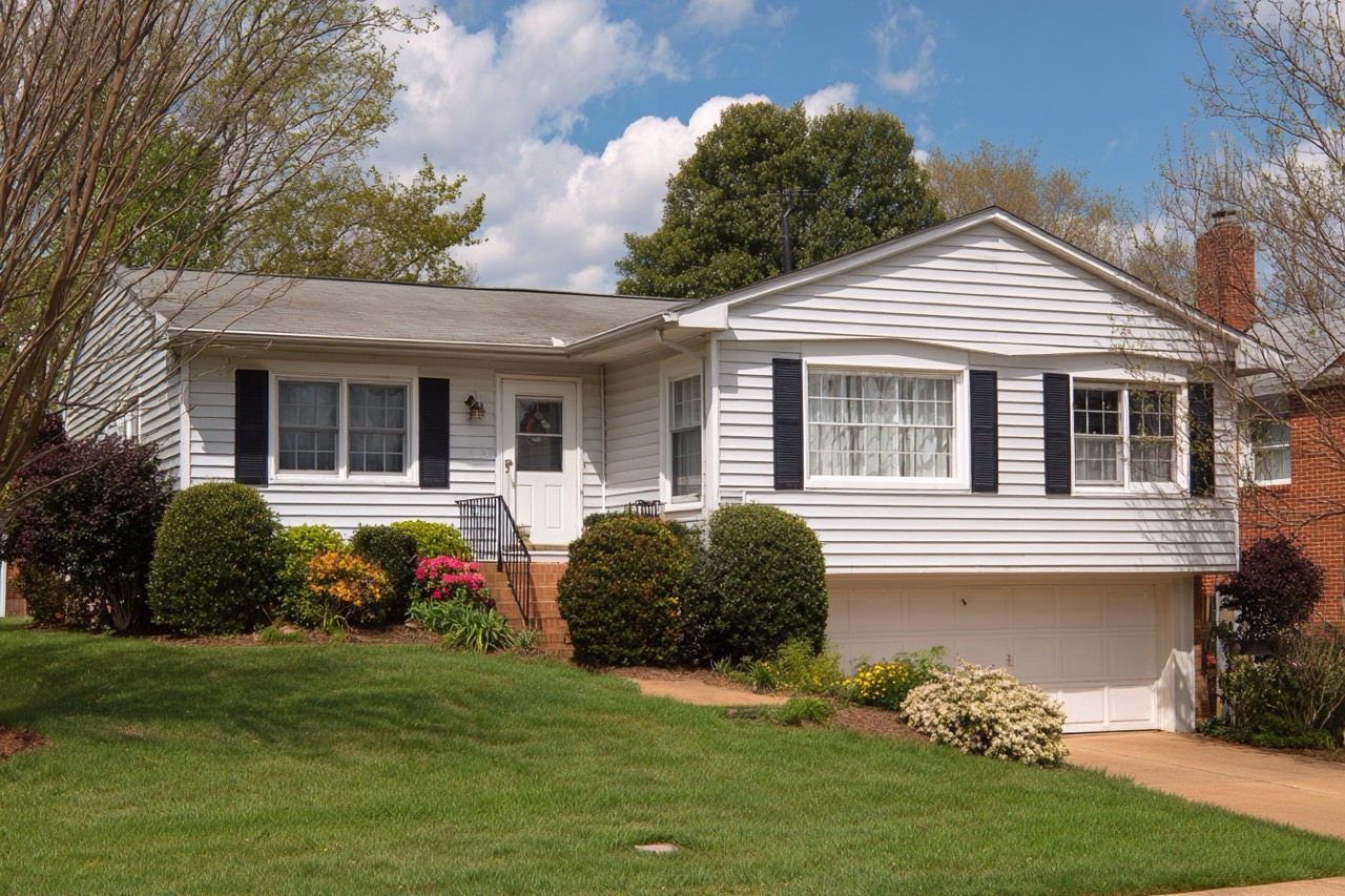 Typical suburban inherited property for sale Virginia